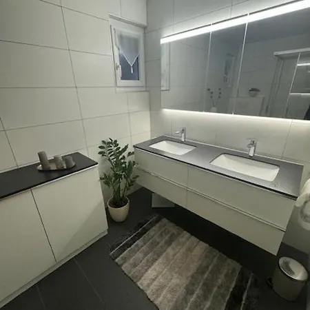 Cosy Avec Vue Sublime * كرانز مونتانا